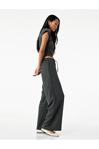 Koton Bürümcük Kumaş Rahat Kalıp Beli Bağcıklı Düz Bol Paça Pantolon