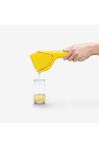 EUROLUXE Practical Lemon and Citrus Juicer |   Durable, Easy to Use