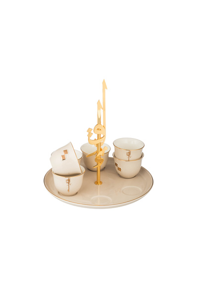 Dania A set of 6 Saudi coffee cups with an elegant and beautiful golden metal stand, suitable for all receptions.