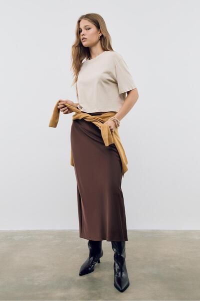 Stradivarius Satin midi skirt