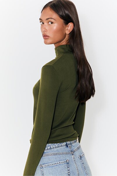 Stradivarius Basic high neck T-shirt