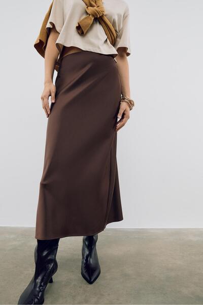 Stradivarius Satin midi skirt