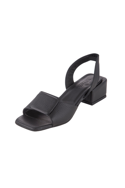 Sovenso Store DELGADO-HAKİKİ DERİ ÖN TOKA DETAYLI ŞIK RAHAT TOPUKLU AYAKKABI