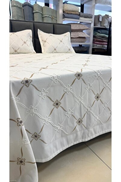 BERRY Karaca Velora Embroidered Pique Set 260/260 cm Coffee Flower