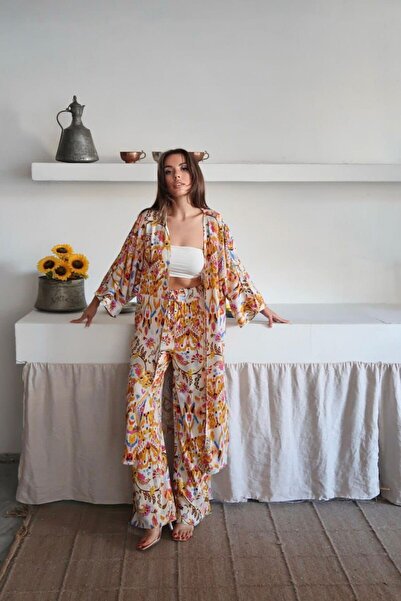 nutika Woven Patterned Viscose Kimono Set