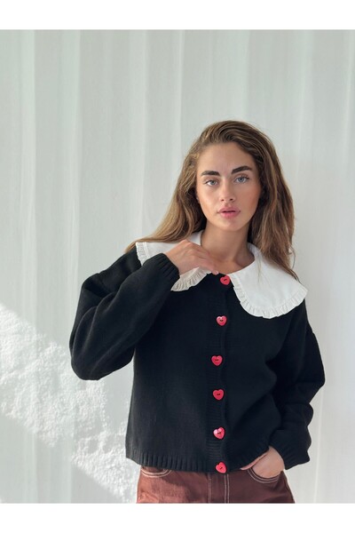 Retrobird Short Heart Button Cardigan Women Black