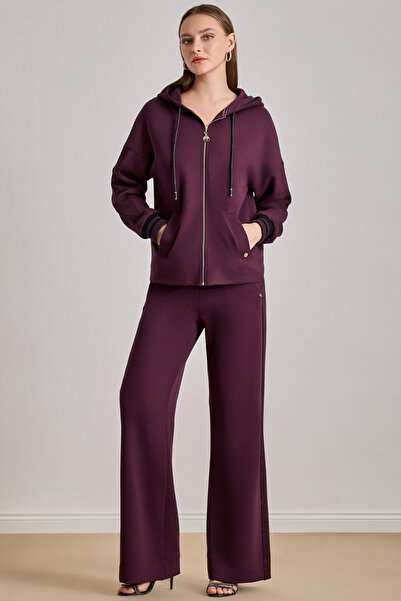 Guitar Daily Wear Burgundy Knitted Jacket