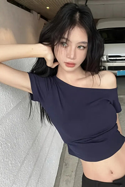 Tarz Cool Navy Blue Women's Off Shoulder Boat Neck Tight/Slim Lycra T-Shirt