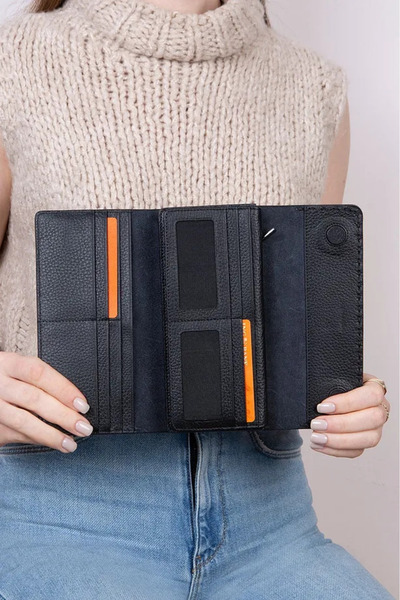 Grande Genuine Leather Hand Stitched Women's Portfolio Wallet