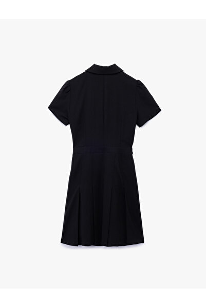 Koton Mini rochie pliată cu guler polo cu mânecă scurtă, cu butoane și accesorii metalice