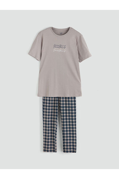 LC Waikiki Create Your Style with Uzg Store |   Standard Mold Plaid Men's Pajama Set