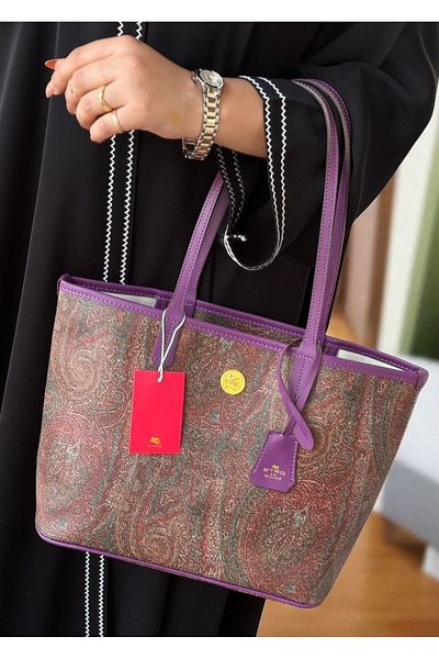 Btr BTRM Luxury and Elegant Shoulder Bag