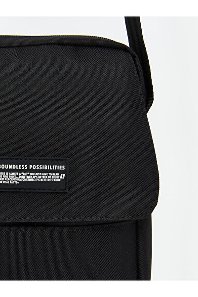 LC Waikiki Ανδρική τσάντα στήθους με φερμουάρ Cey New Season