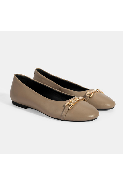 Desa Women's Brown Leather Ballerinas with Metal Buckle Accessories