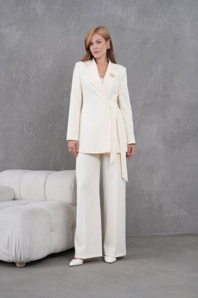 nodilife Women's Suit with Belted Jacket and Wide Leg Trousers Ecru