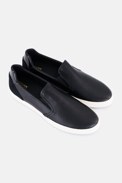 Geox Women D Blomiee Slip On Casual shoes, Black