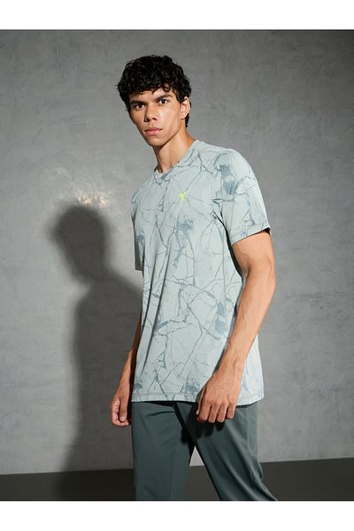 Technosport By Styli Men Jacquard Slim Fit Crew Neck T-Shirt