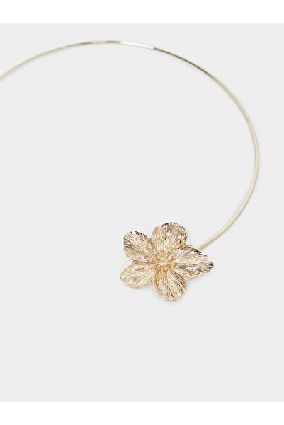 Styli Flower Edge Necklace