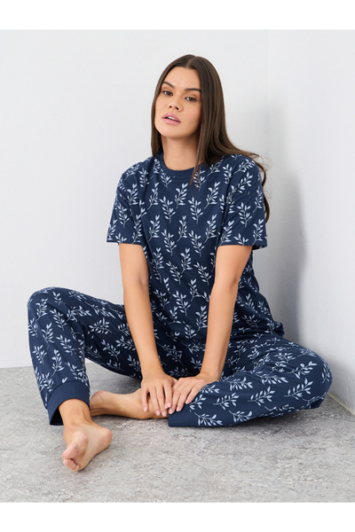 Styli طقم بيجاما وتيشيرت قطني مزهر منسدل الكتفين