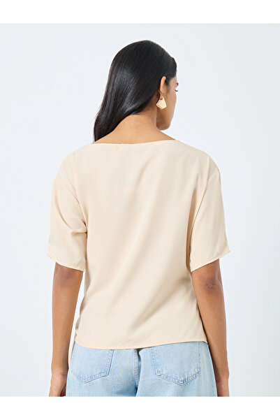 Styli Solid V-Neck Wrap Top