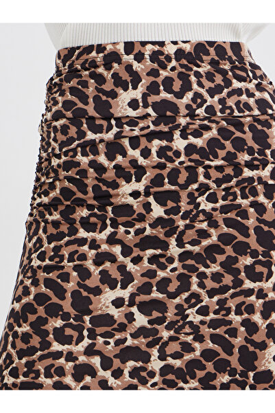Styli Women Leopard Print Bodycon Midi Skirt