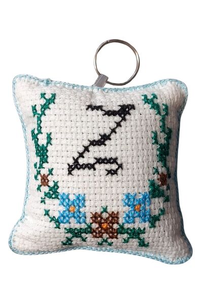 Uretti - Sibel 2453 6129 Handmade Letter Z Cross Stitch Keychain