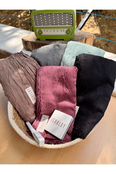 shalby Set of 5 Bamboo Shawls in Wicker Basket with Makeup Mirror and Pen Gift