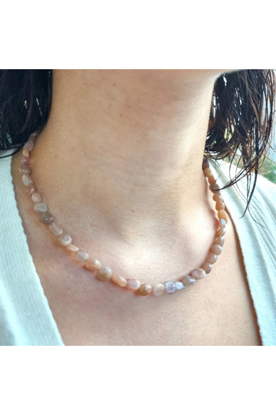 NEMOR STUDIO قلادة من الحجر الطبيعي من نوع سن شاى |   التألق الساخن