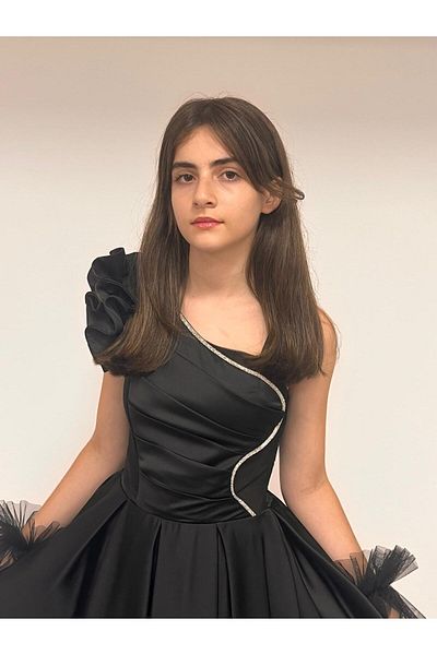 BUTİKHAPPYKİDS Girls' Evening Dress Satin Black One-Shoulder Satin Tulle and Stone Detailed Evening Dress with Gloves 10-15 Years