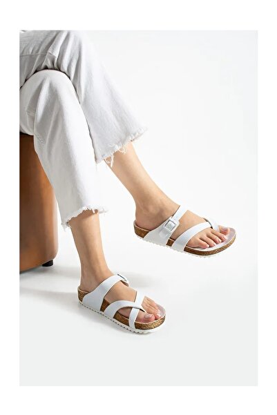 Doreva White Flip Flops Flexible Double Striped Comfortable Faux Leather Daily Women's Slippers