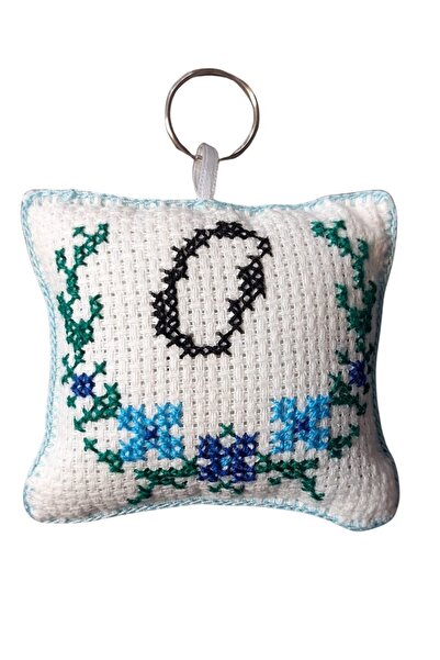 Uretti - Sibel 2453 9245 Handmade Letter O Cross Stitch Keychain