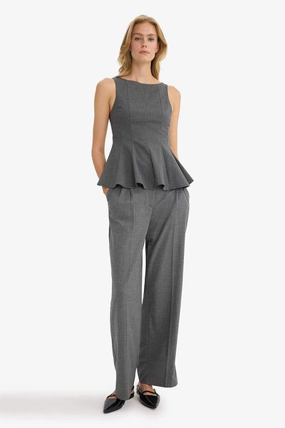 DeFacto Fitted Boat Neck Sleeveless Blouse F9648Ax25Au