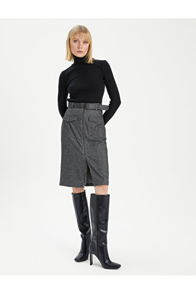 BGN workshop تنورة من مزيج الفيسكوز مع جيوب علوية وتفاصيل حزام