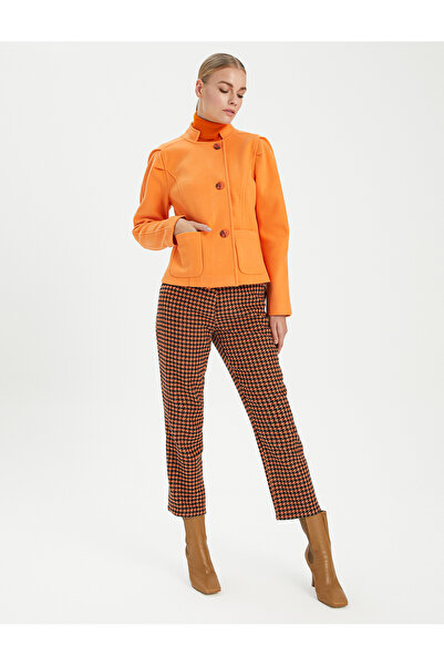 BGN workshop سترة يون كاريسيم مع جيوب علوية