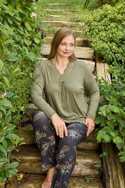 Miss Meryem Khaki Ring Viscose Lace Detailed Long Sleeve Plus Size Pajama Set