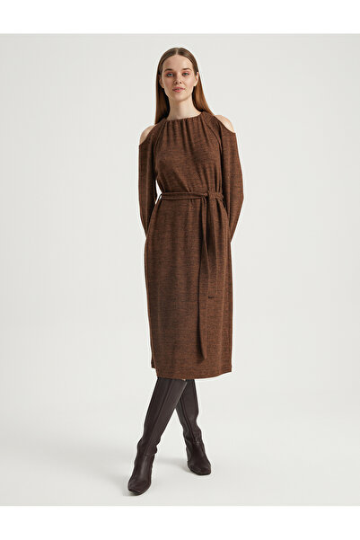 BGN workshop ROCHIE DETALIATA DIN VISCOZA CU DETALII DE IZBUCHELE SI CORDONI