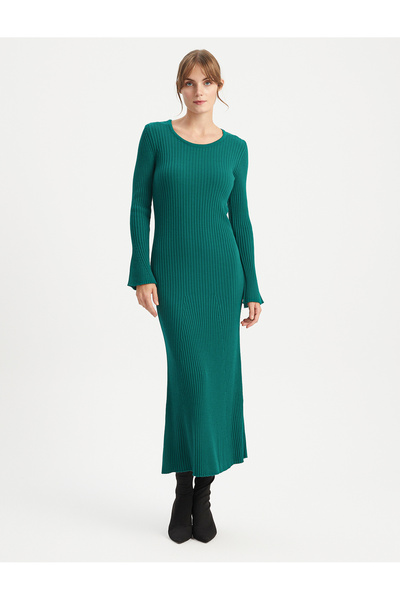 BGN workshop فستان يون كاريسيم بأكمام ترومبيت