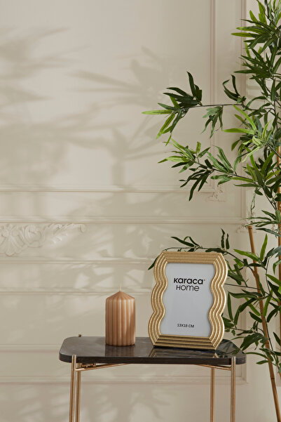 Karaca Home Vendi Fotoğraf Çerçevesi Gold 17,5x22,8 Cm