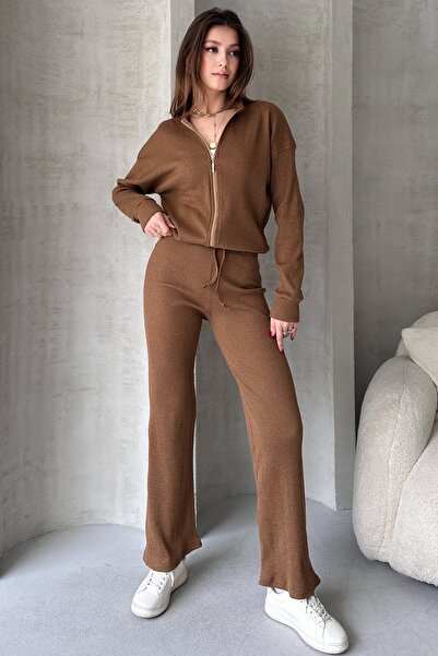 EYYE Кафяв панталон с качулка и бомбър яке за жени, комплект