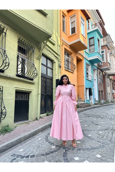 KÜÇÜĞÜM BUTİK Μοντέρνο ροζ πουά φόρεμα με φουσκωτό στρίφωμα