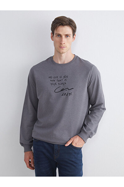 LC Waikiki اختيارات متألقة من متجر شاينينج |   سويت شيرت رجالي مطبوع برقبة دا...