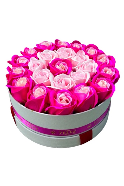 velve Aranjament floral in doua culori, cutie rotunda cu 25 trandafiri sapun, roz-fucsia