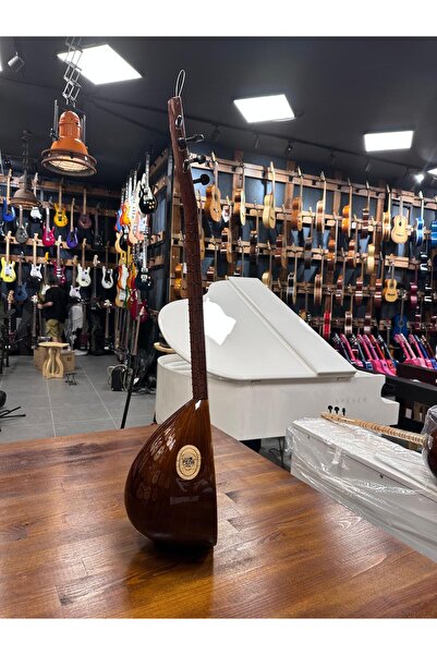 PENA MÜZİK Uzun Sap Profesyonel Ceviz Ağacı Cura 28 Tekne Jak Girişli