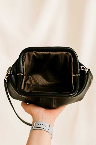 Mimoza Women's Scholarship Handbag - Shiny Black