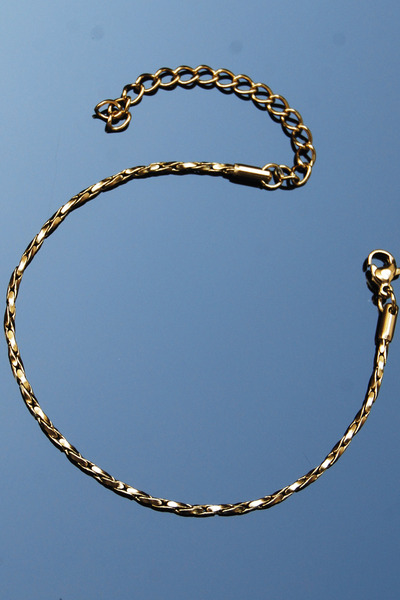 Rua Jewelry سوار حلزوني من الفولاذ الإيطالي ريكتا مقاس 2 ملم لون ذهبي |   لا يسود التعتيم، للجنسين، ضمان لمدة عامين