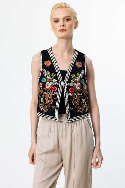 ON Вишитий бісером бавовняний жилет