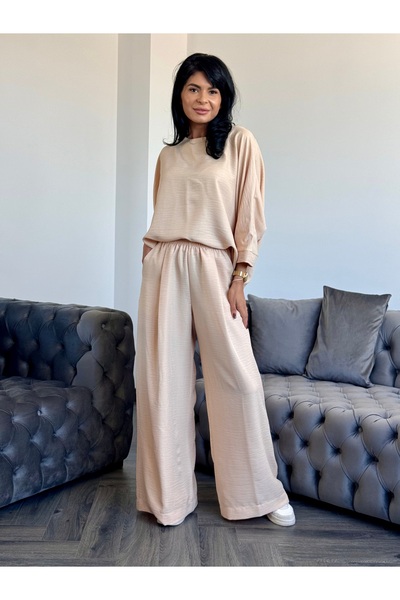 RAMONA BADESCU EXCLUSIVE Two-Piece Suit with Loose Blouse and Flared Pants