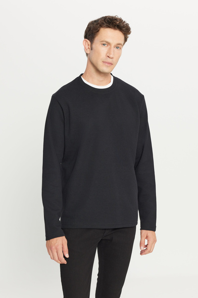 AC&Co / Altınyıldız Classics Men's Black Cotton Standard Fit Regular Cut Crew Neck Sweatshirt
