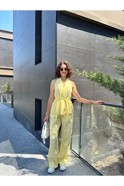 Sude Kızanlıklı Halter Neck Belted Linen Suit