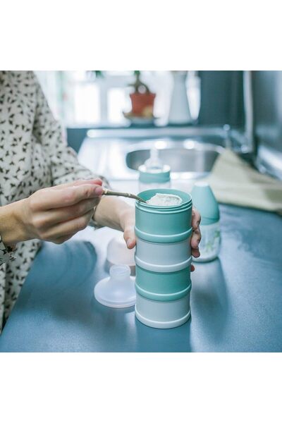 Suavinex Milk Powder Dispenser - Green/Grey L3